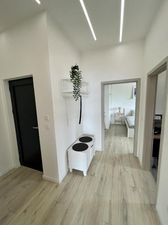 Lambda Holiday Apartments Jesenice  Dış mekan fotoğraf