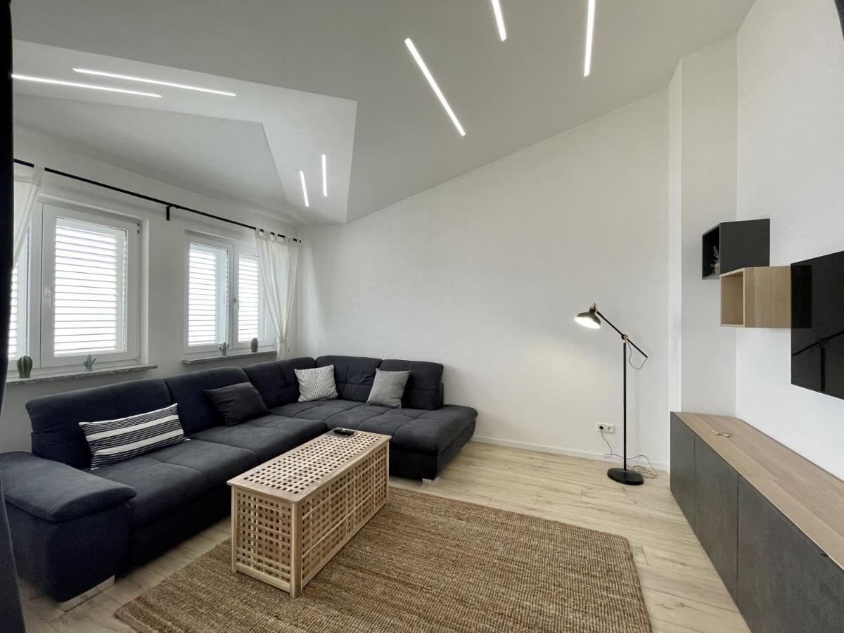 Lambda Holiday Apartments Jesenice  Dış mekan fotoğraf