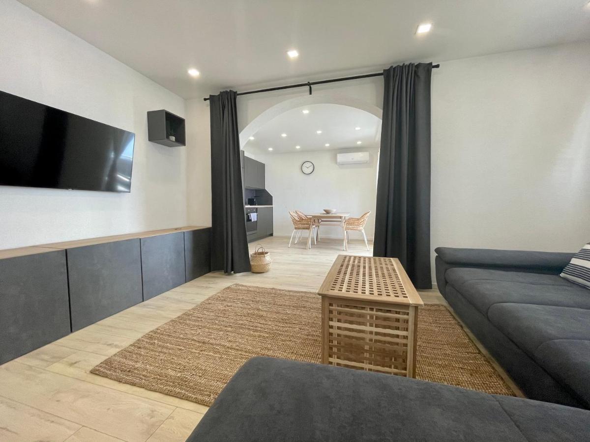 Lambda Holiday Apartments Jesenice  Dış mekan fotoğraf